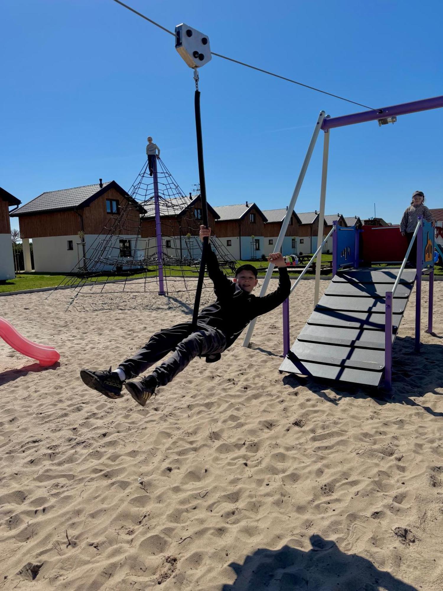 Domki Letniskowe Jastrzebia Park Jastrzębia Góra 外观 照片
